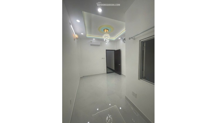 MT ĐƯỜNG SỐ 5, GÒ VẤP – 60M² – NHÀ MỚI 3 TẦNG – 3PN TẶNG FULL NỘI THẤT – GARA Ô TÔ – ĐƯỜNG 10M – ĐỐI DIỆN CÔNG VIÊN – NHỈNH 6 TỶ TL!